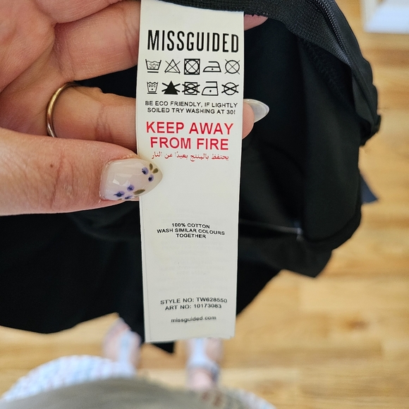 Missguided Size 10 Black One Shoulder Ruffle Tank Top Avant Garde Party Dressy - Picture 3 of 4